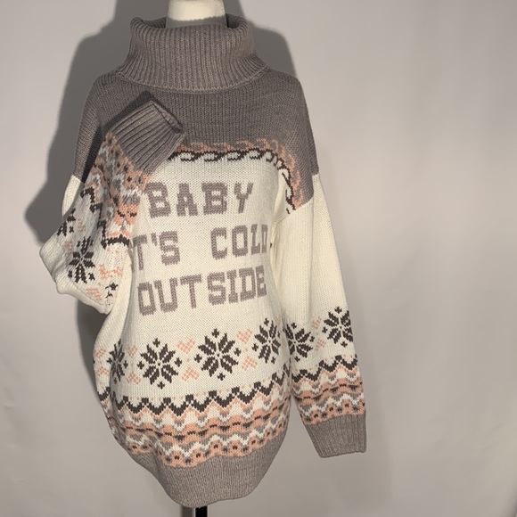 Urban Heritage Size S Holiday Sweater - Picture 8 of 11